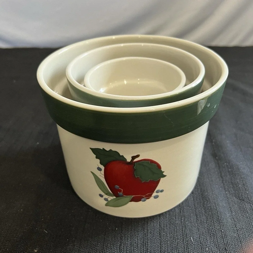 VTG Style Apple Ceramic Crock Set 3 Piece Nesting Kitchen Canisters Green Rim - Picture 10 of 14